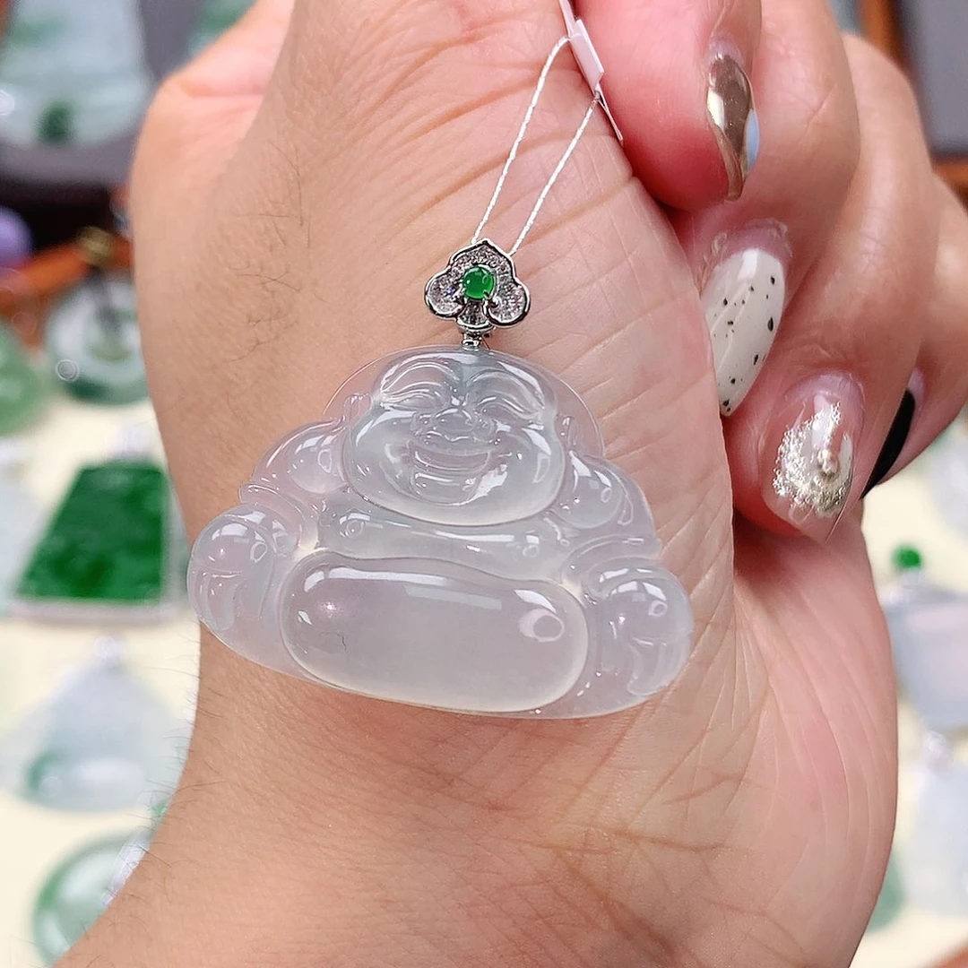 翡翠18K金镶嵌颈饰佛公