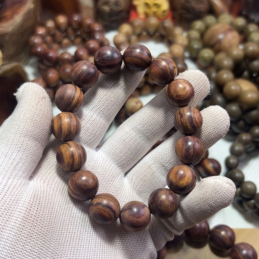 越***多手串/手链黄花梨/降香黄檀