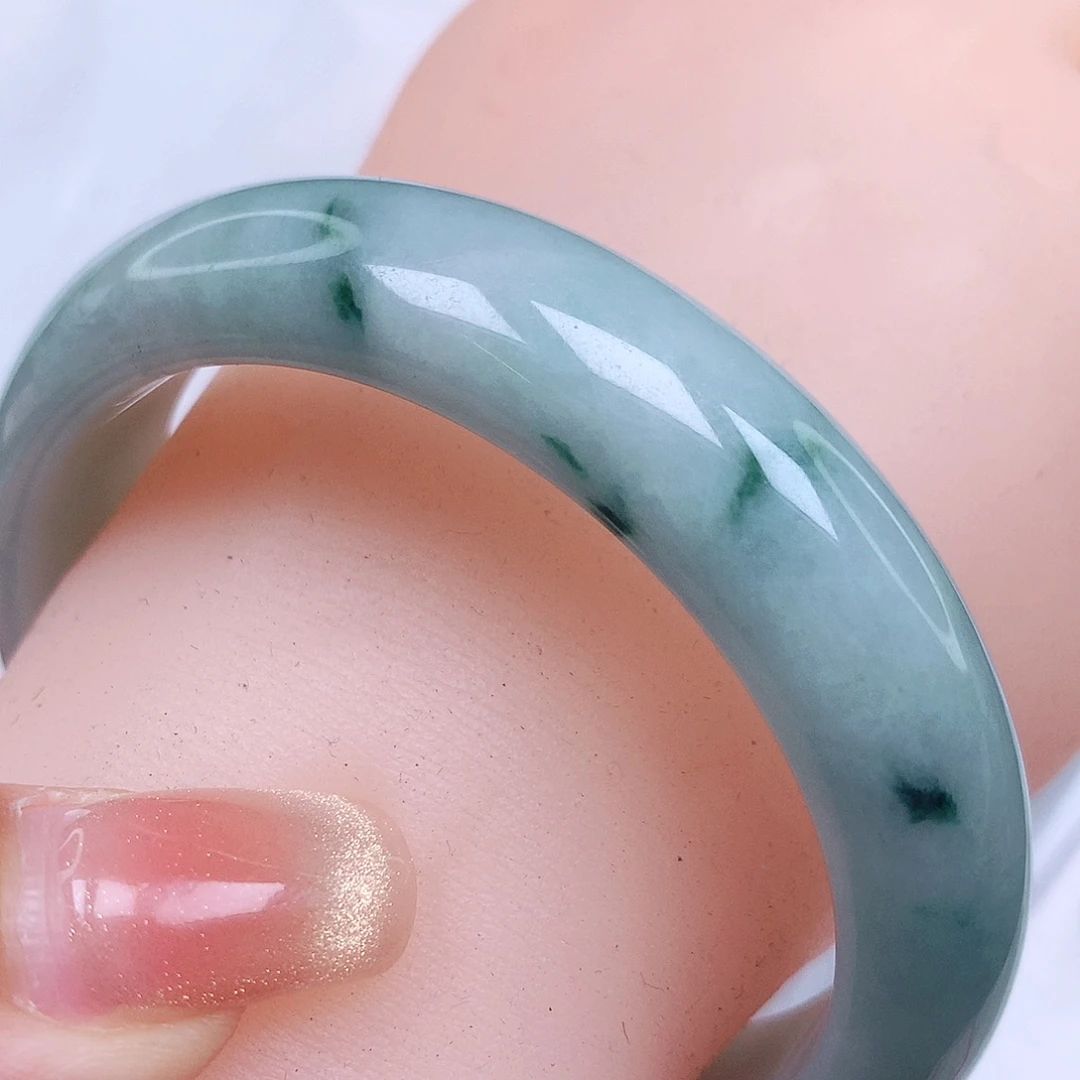 翡翠未镶嵌手镯600049正58