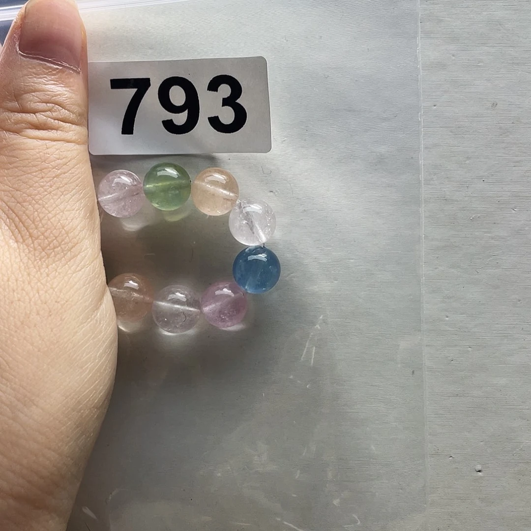 哲****未镶嵌手串水晶手串793。