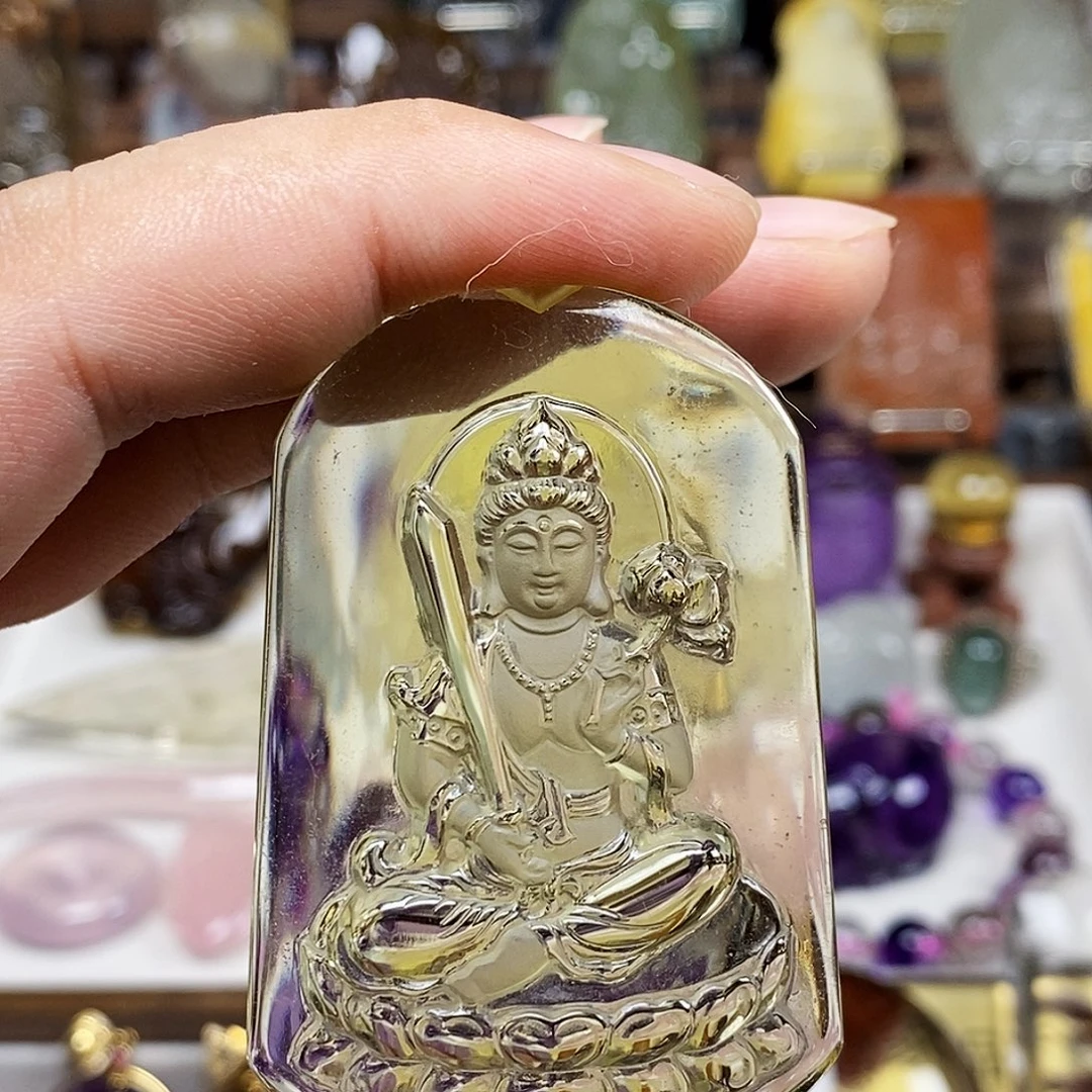 南***o颈饰未镶嵌水晶天然水晶吊坠