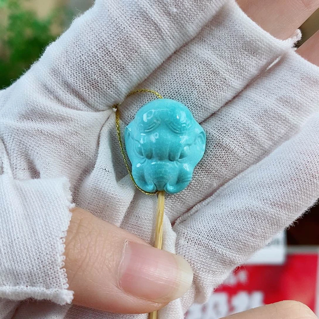 未镶嵌绿松石珠宝奇石