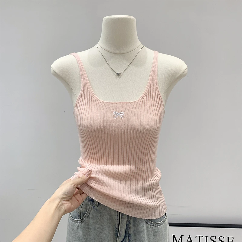 浅粉辣妹吊带背心女夏季新款内穿外搭方领蝴蝶结刺绣针织无袖上衣