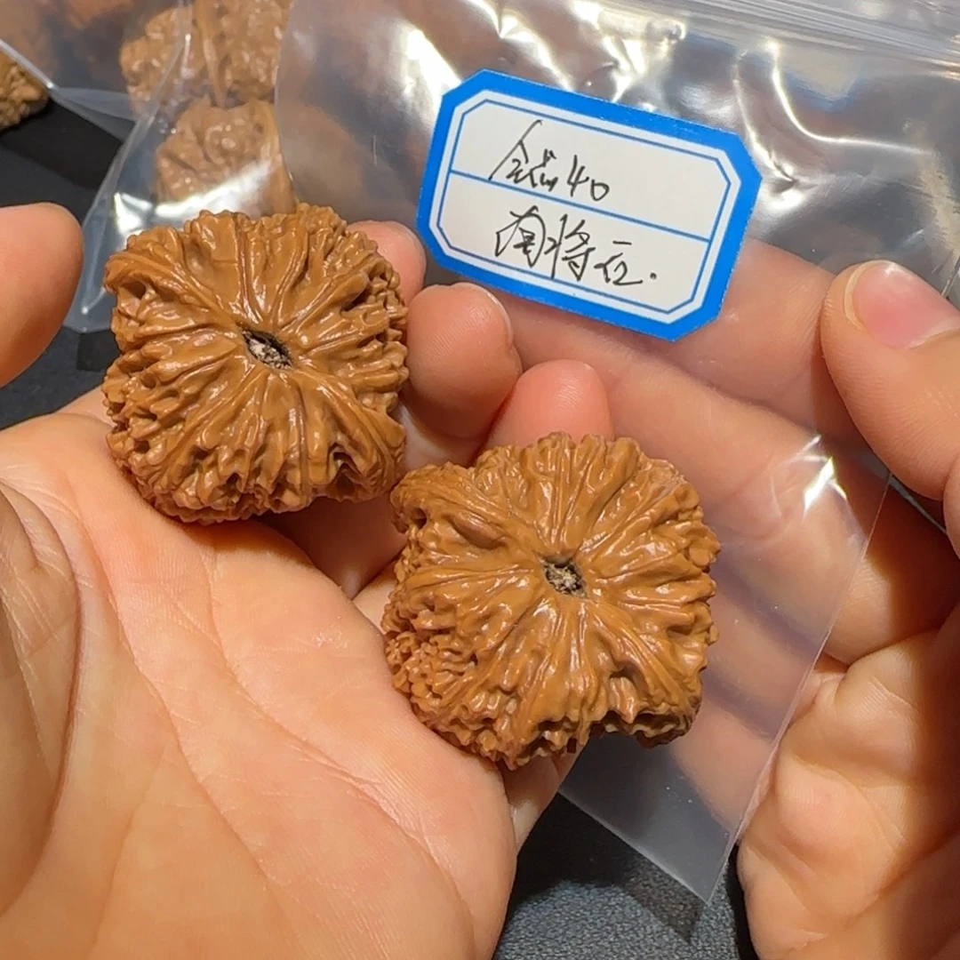 把件文玩核桃飞飞飞飞