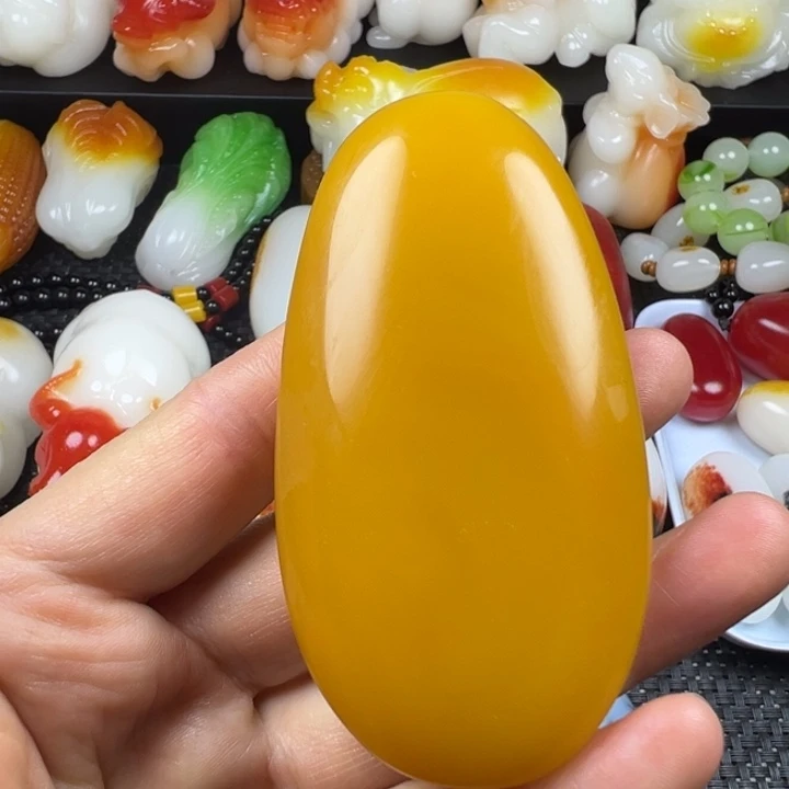 新疆戈壁五彩石金丝