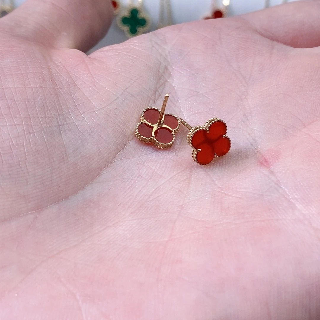 玛瑙/玉髓耳钉18K金镶嵌K黄