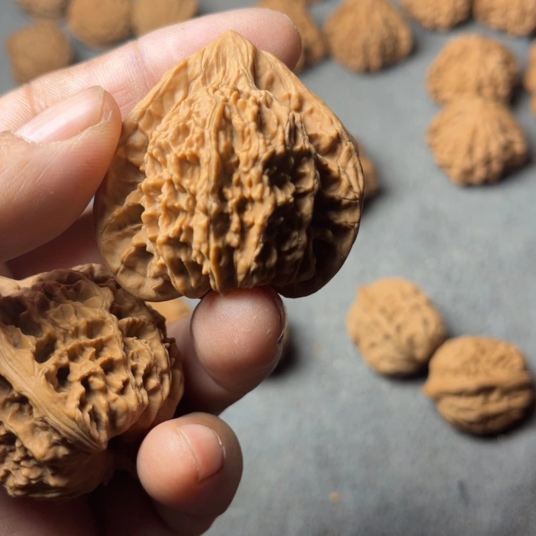 富***开吊坠文玩核桃野生