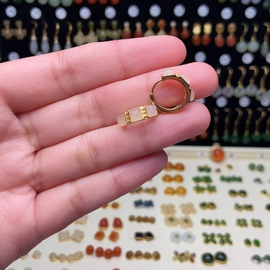 和田玉银S925镀金镶嵌耳饰