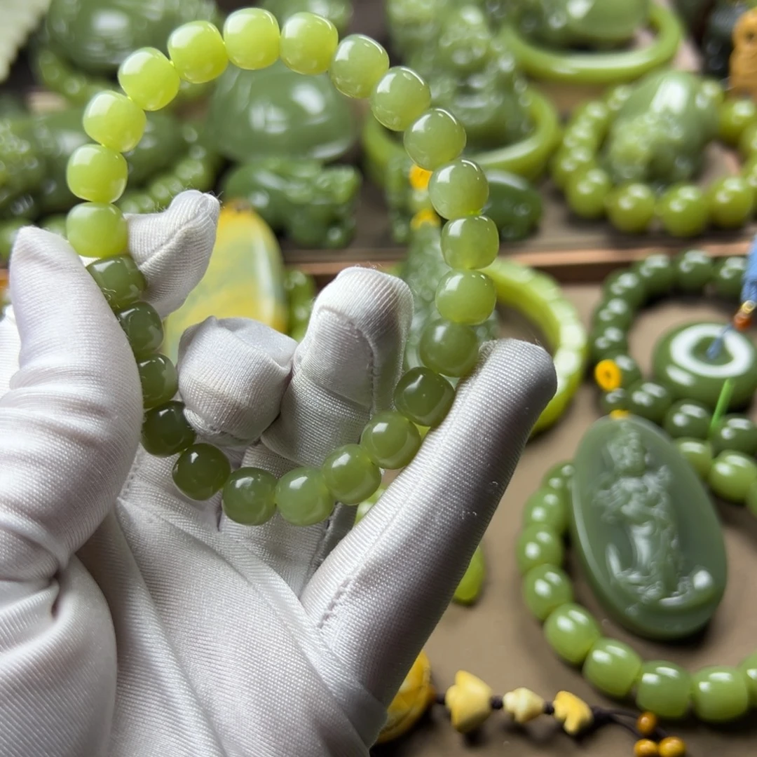 岫岩老玉（透闪石质玉）未镶嵌挂件