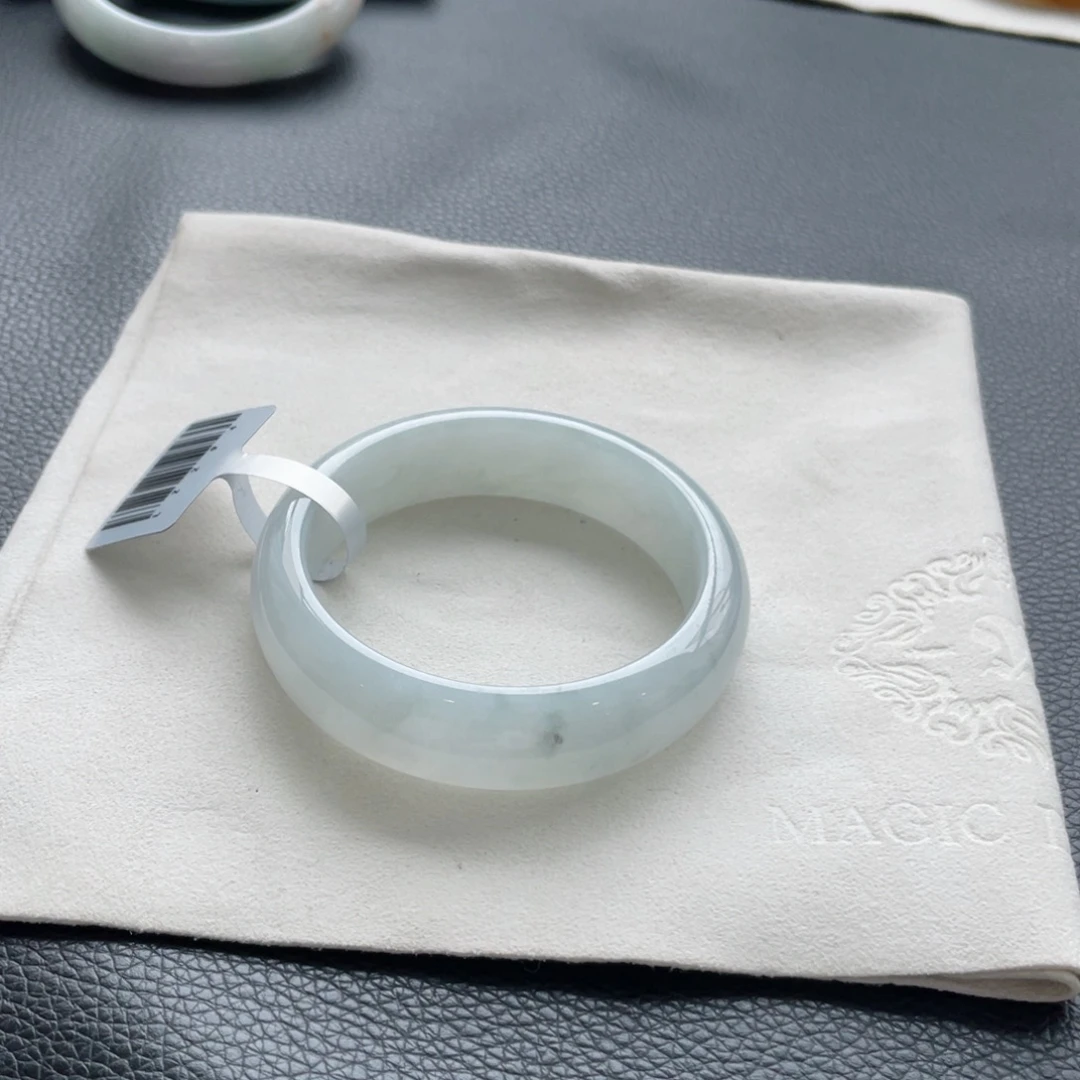 翡翠未镶嵌手镯纹54