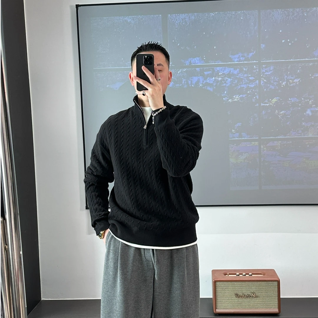 CHUJIE韩版时尚微宽松麻花工艺立领半拉链针织毛衣