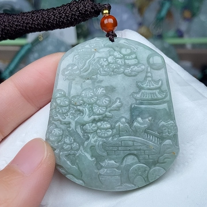 翡翠未镶嵌颈饰翡翠