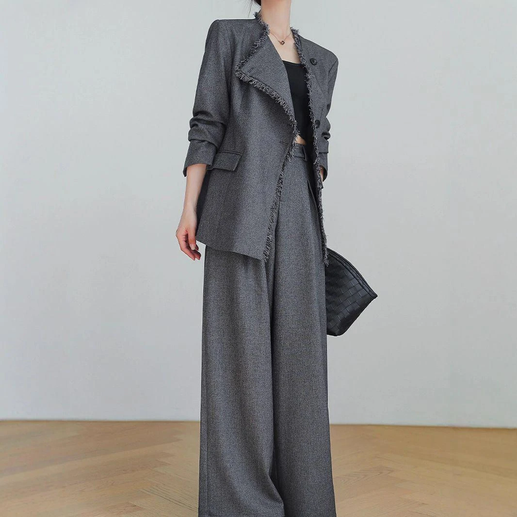 高级感大码女时尚气质西装套装胖设计感西服阔腿裤两件套秋季新