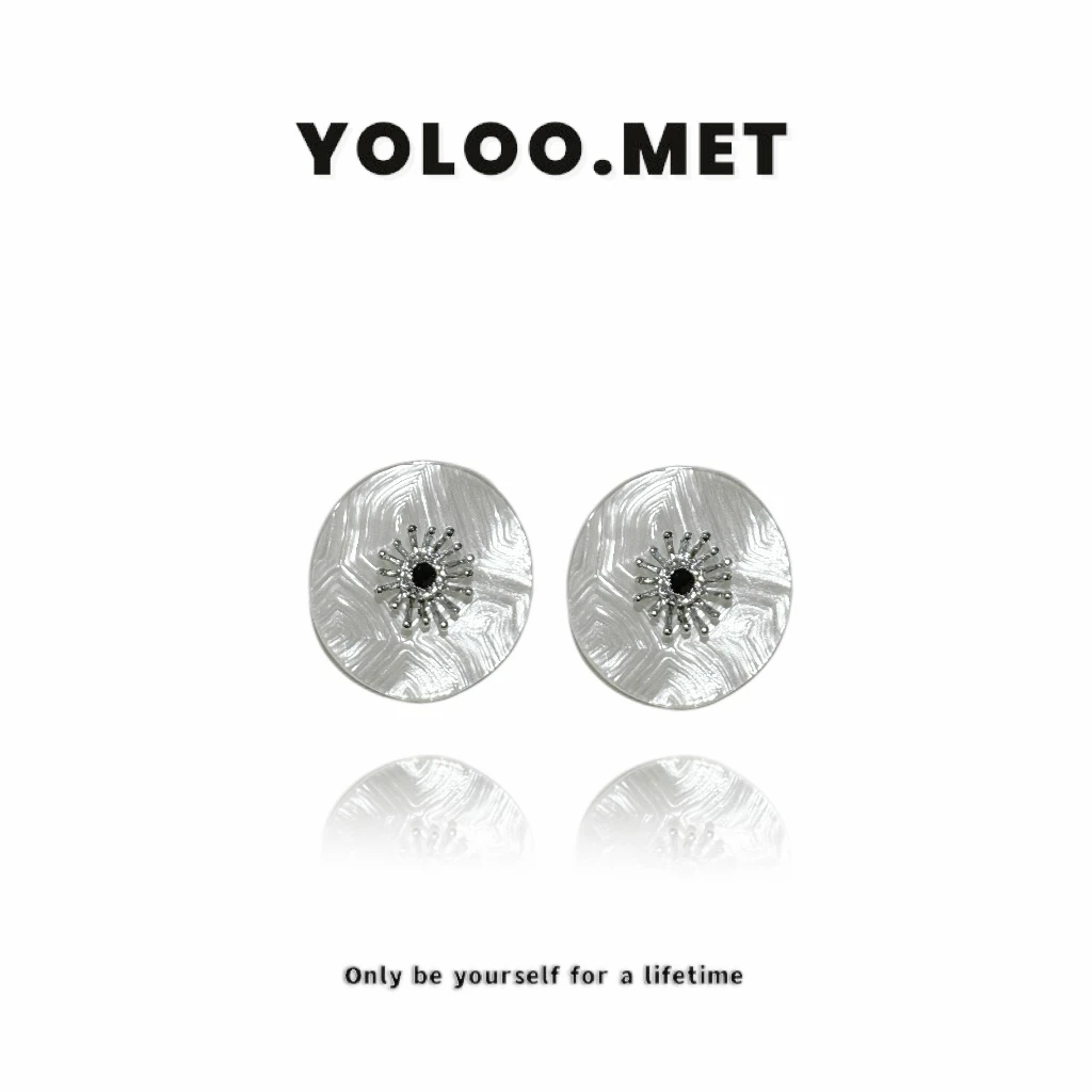 铜合金耳饰 【Yoloo.Met】欧美小众气质拉丝纹理圆心金属花心耳环