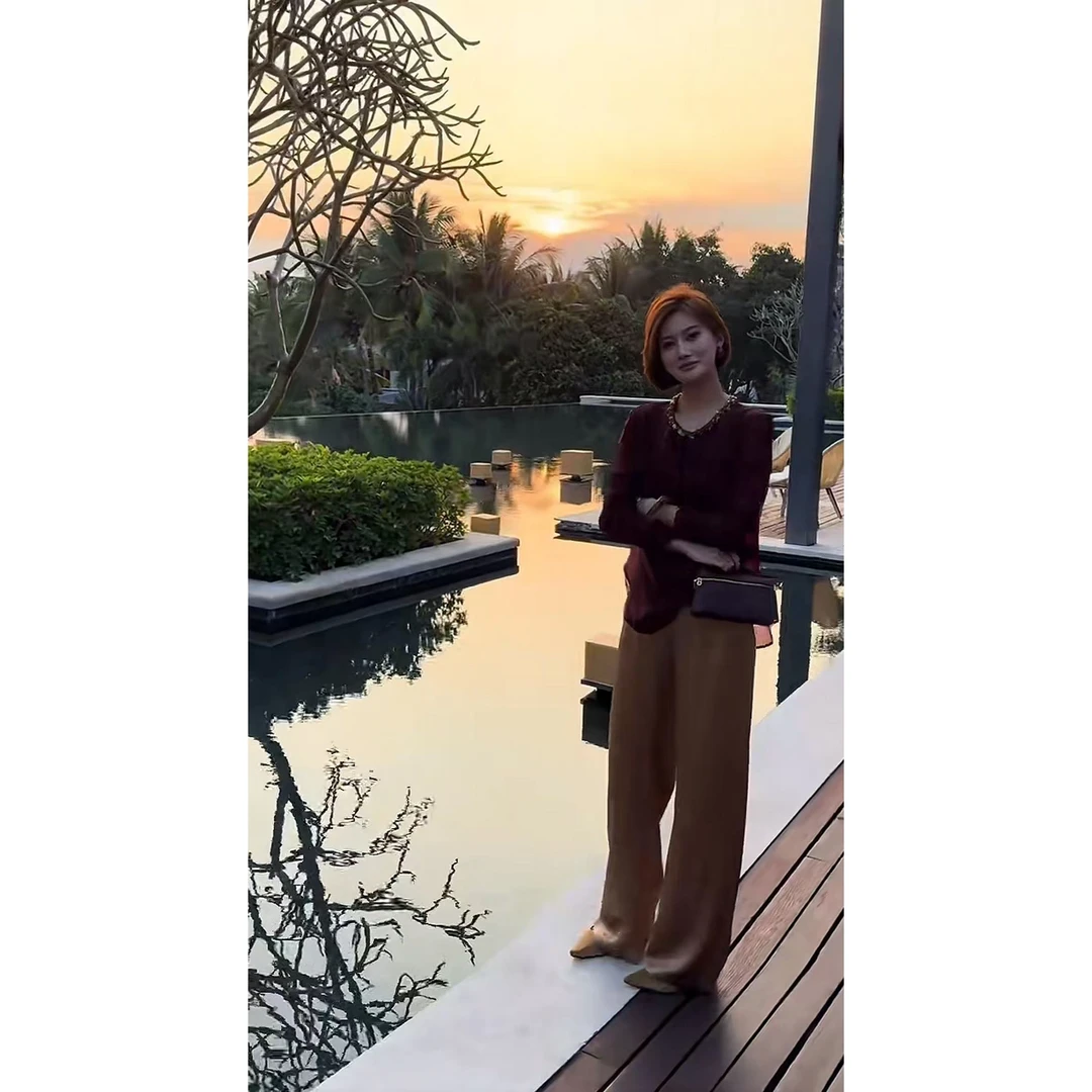 ViniFF薇妮｜2025S/S 早春新款 简约休闲裤WZ5CK018