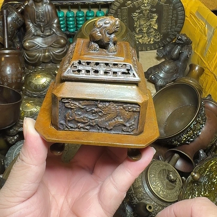 铜器摆件收收藏藏
