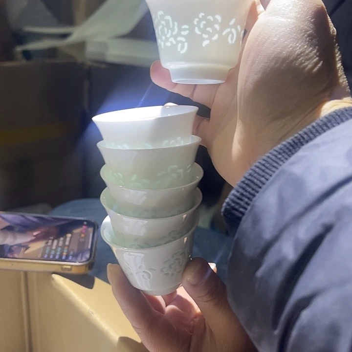 瓷片牡丹玲珑小小茶杯6个，包邮