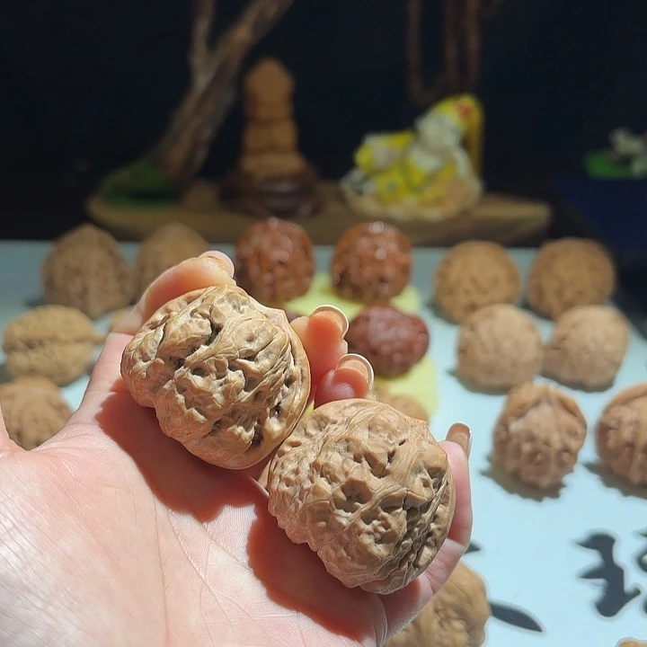 T***e核桃文玩核桃蛤蟆头36/42