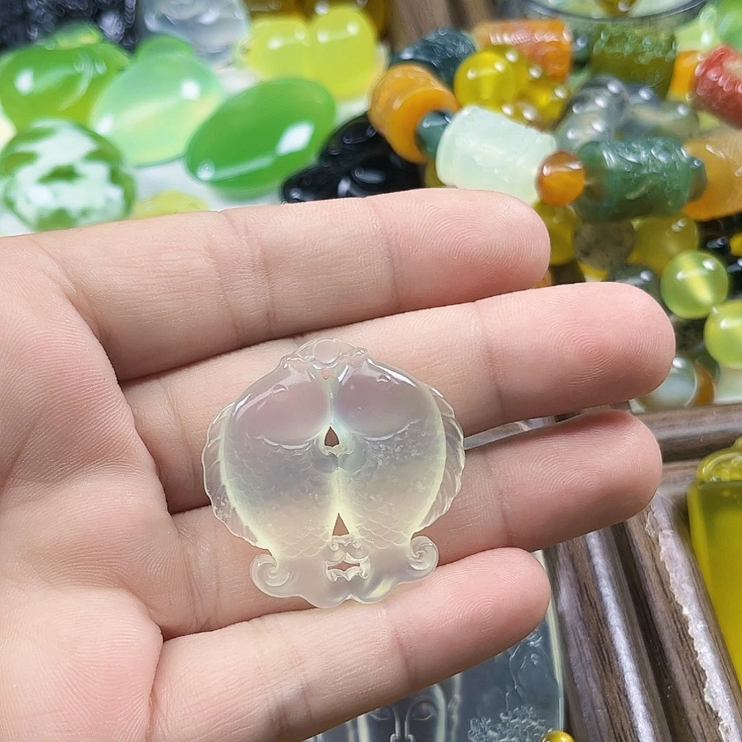 淡***笑岫玉未镶嵌吊坠(不含链)