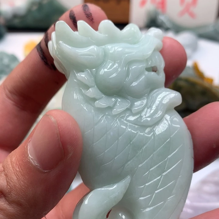 翡翠未镶嵌颈饰保真天然a货翡翠