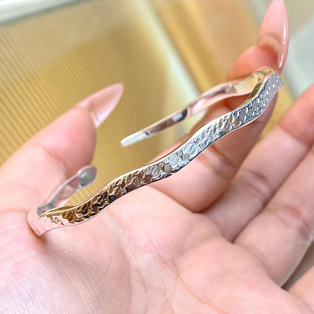 足银手镯 银制品 19号 锤纹灵蛇碎冰冰手镯