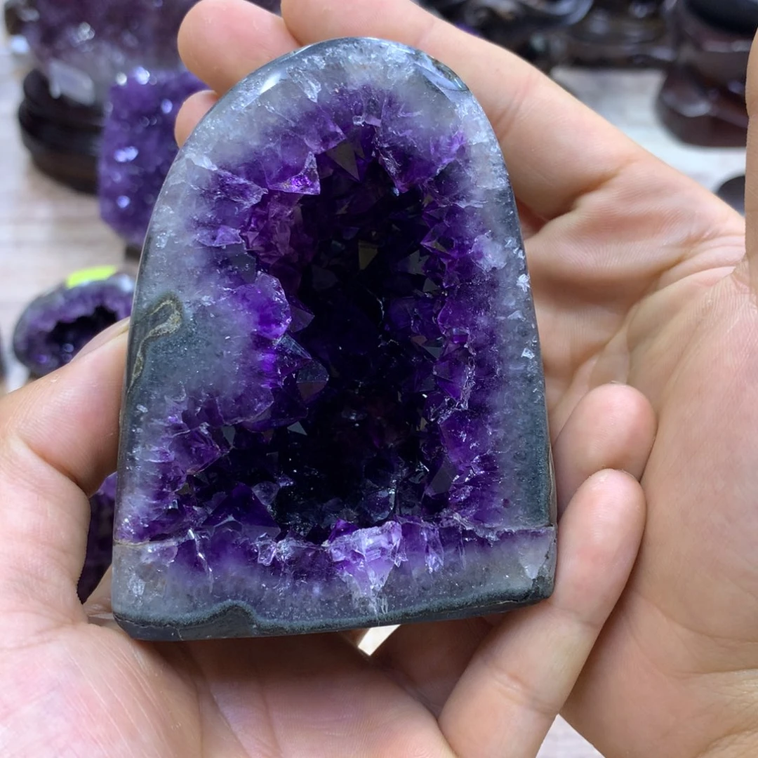 紫晶珠宝半成品未镶嵌紫晶洞