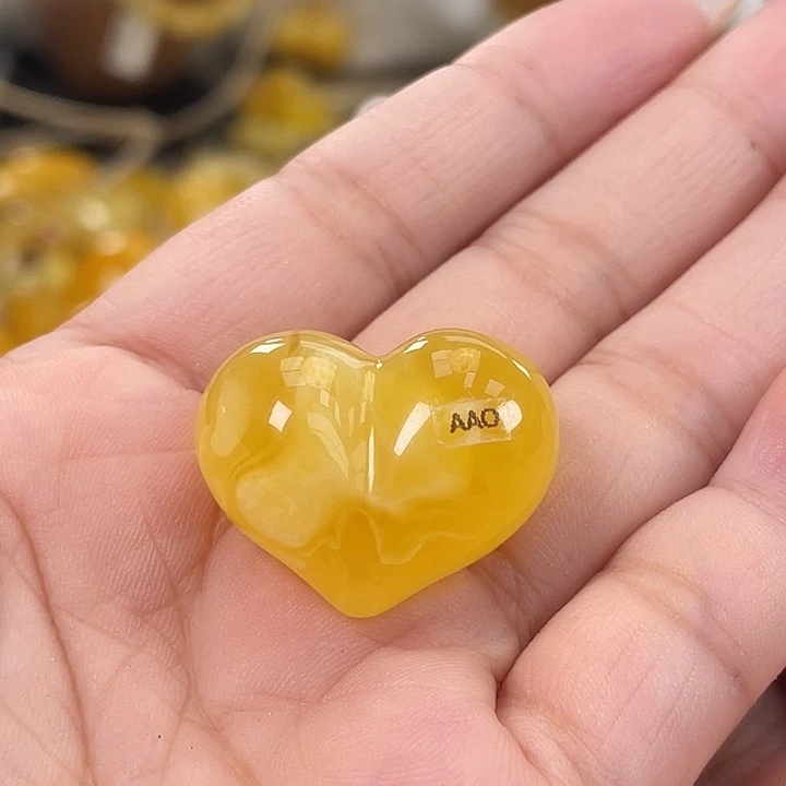 琥珀未镶嵌珠宝奇石琥珀h10