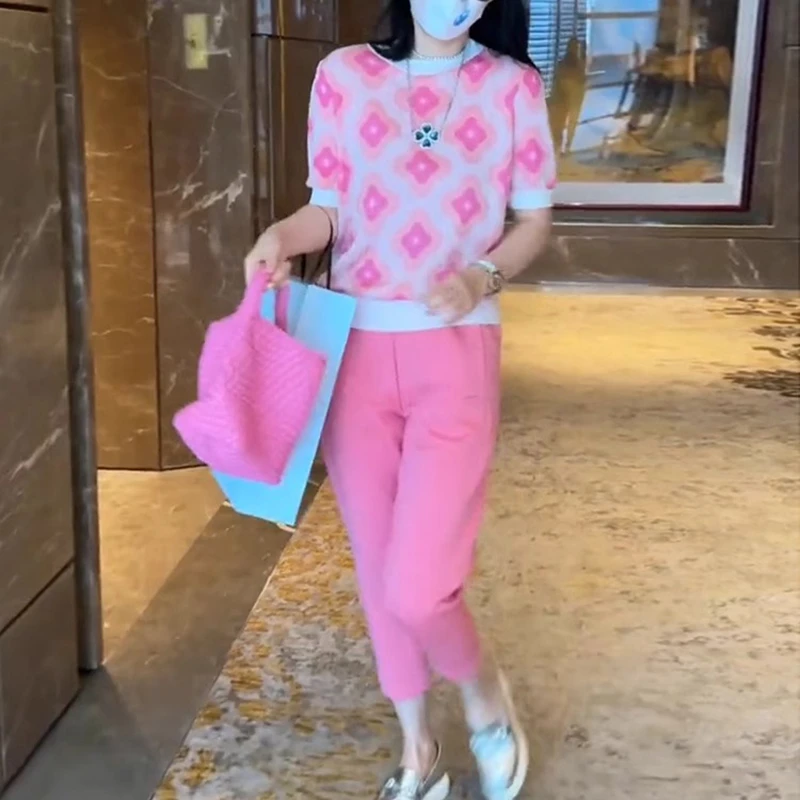 现货2025新款气质减龄小香风粉色印花T恤短袖休闲裤套装两件套女
