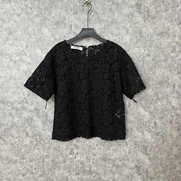95新 Valentino/华伦天奴 华伦天奴黑色镂空蕾丝上衣