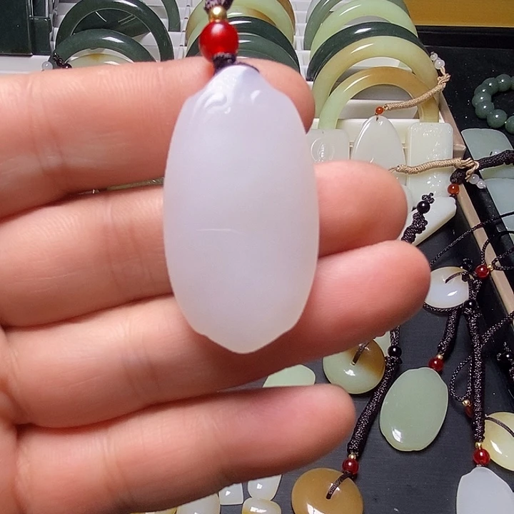 手链未镶嵌和田玉（糖玉）