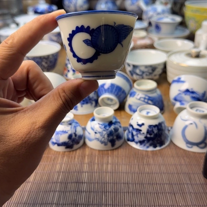 青花瓷器杯子茶具