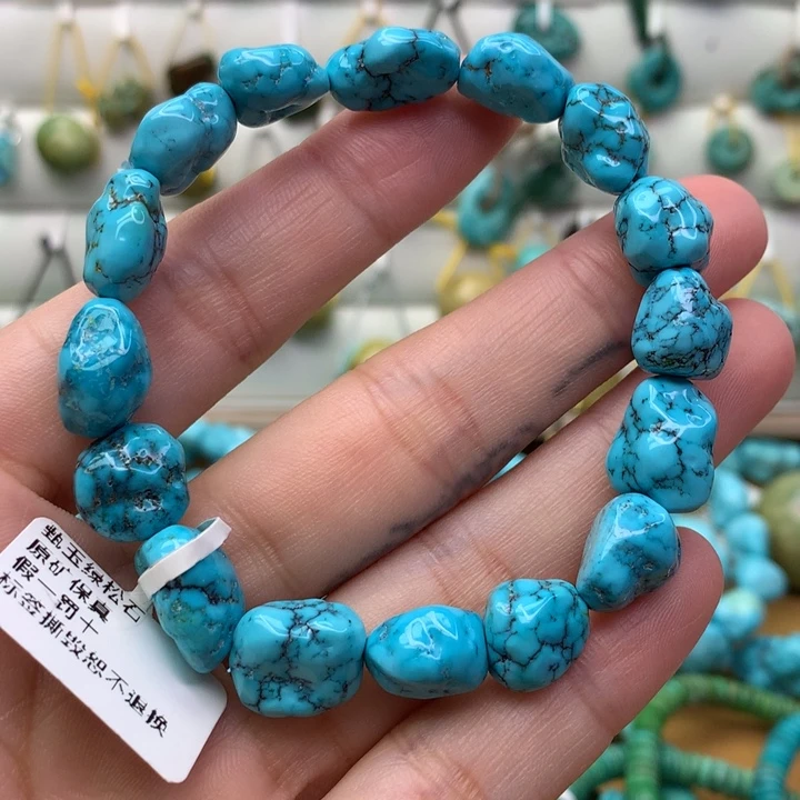 绿松石未镶嵌原矿