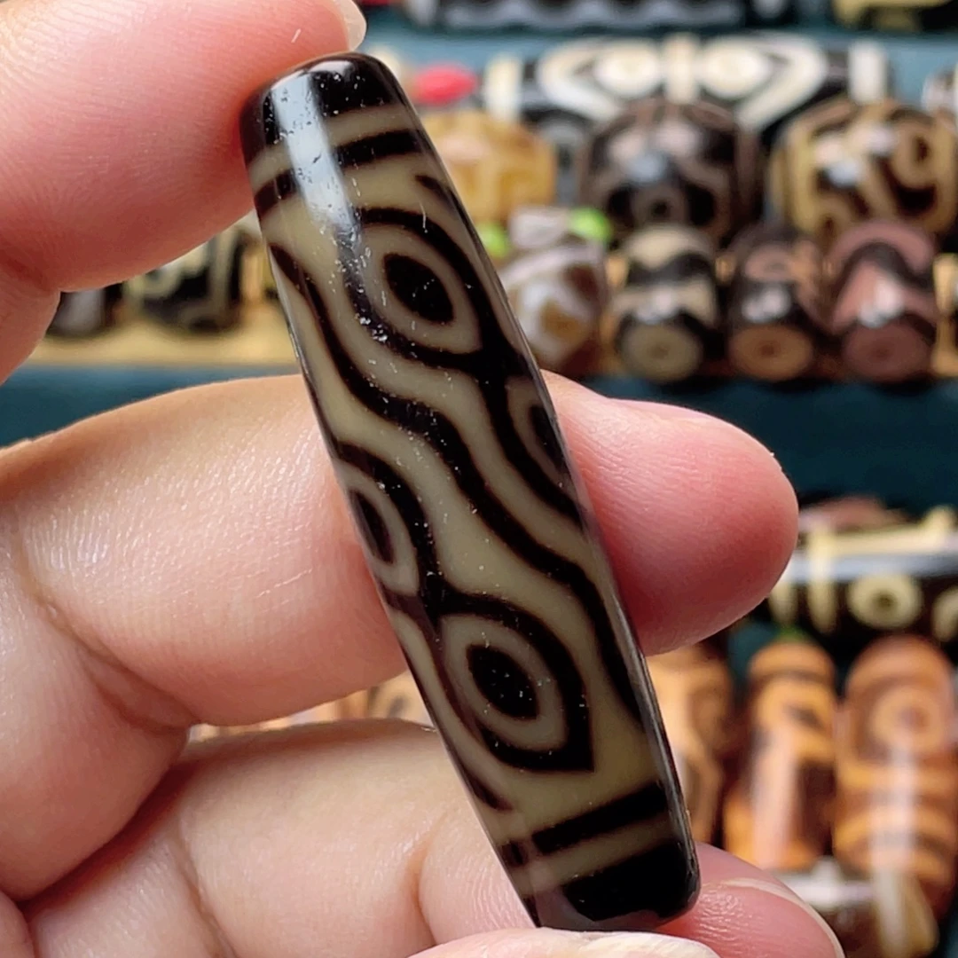 神***矇玛瑙/玉髓未镶嵌锁骨凤九