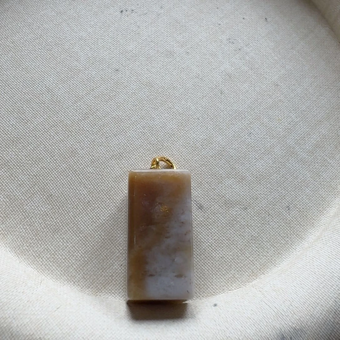 八***三和田玉（糖玉）未镶嵌戒指