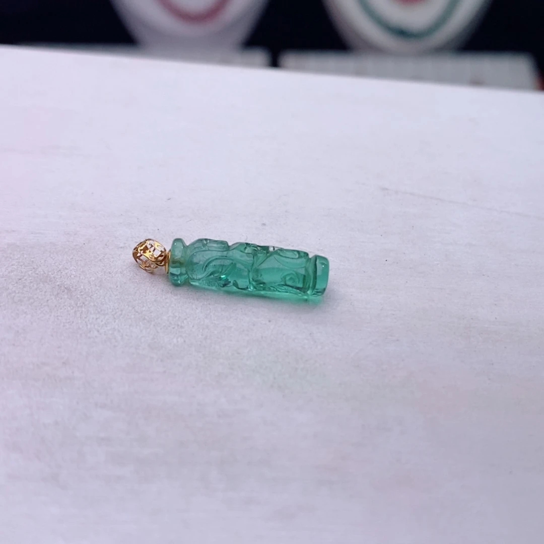 18K金镶嵌颈饰碧玺碧玺A吊坠