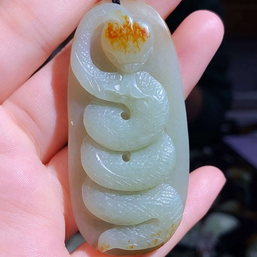颈饰未镶嵌和田玉