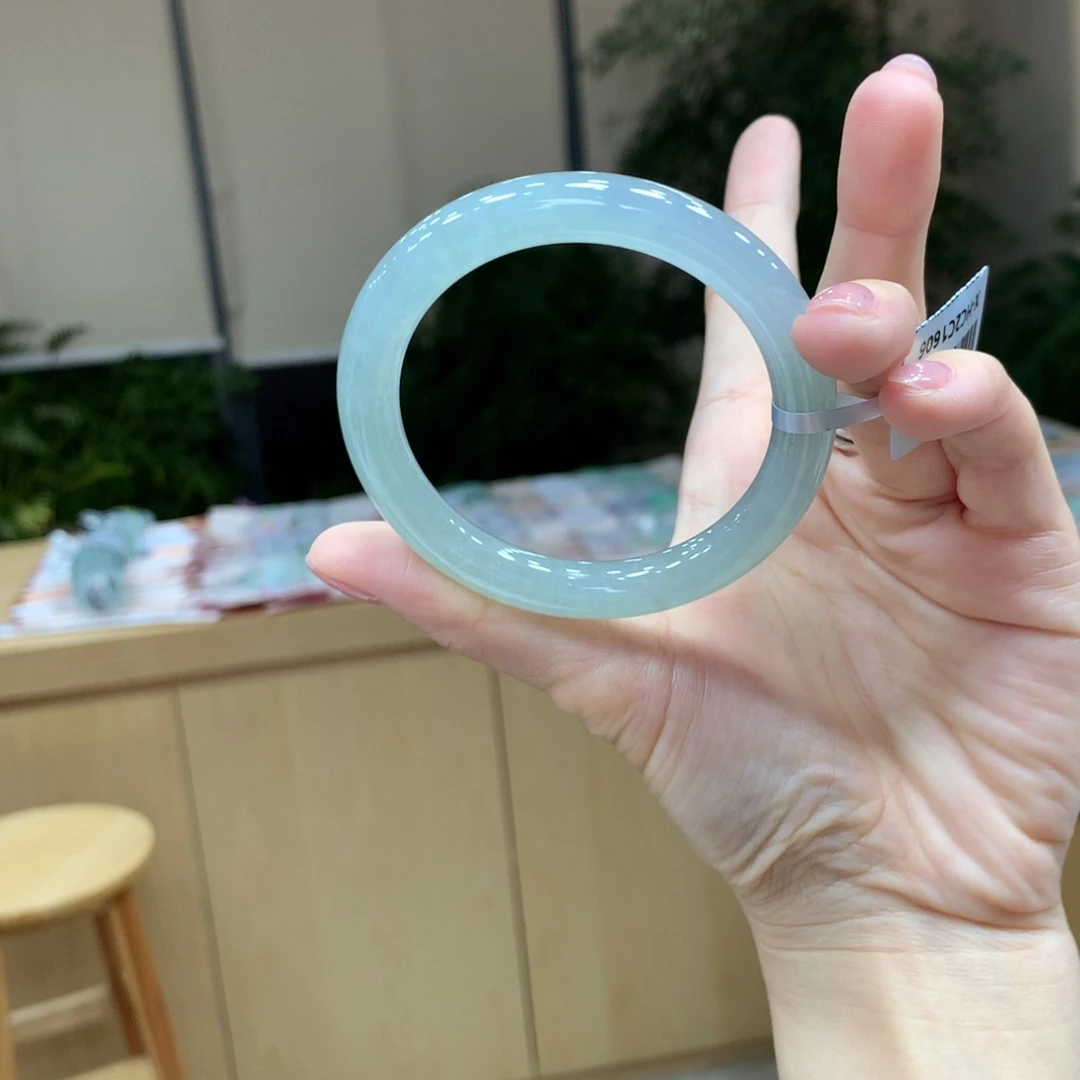 未镶嵌手镯翡翠不退不换