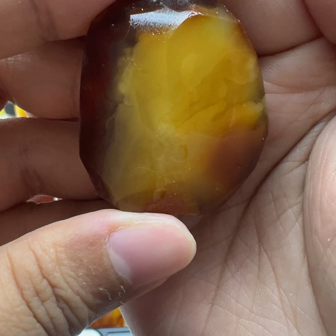 冯***然定制琥珀蜜蜡定制