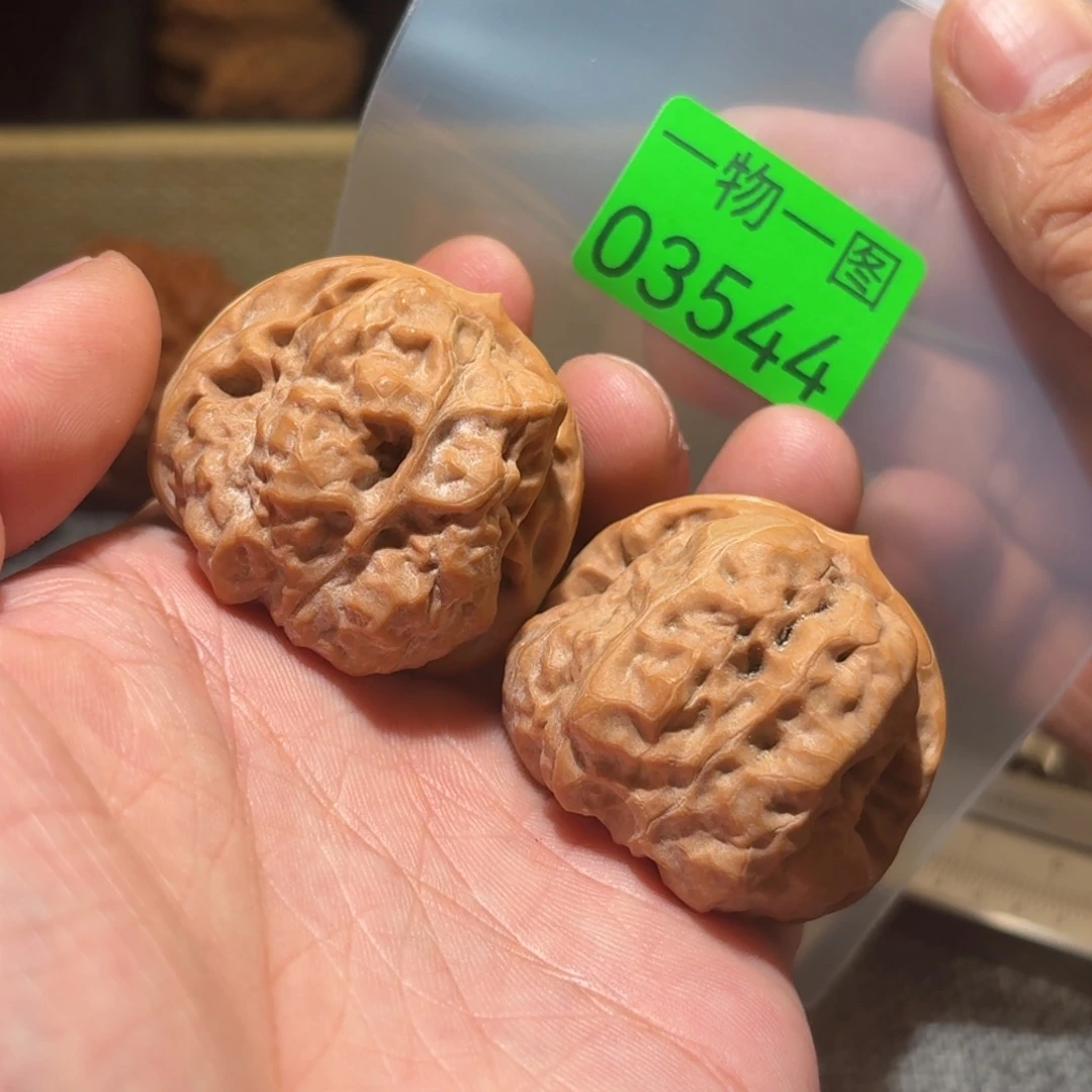 文玩核桃把件蛤蟆