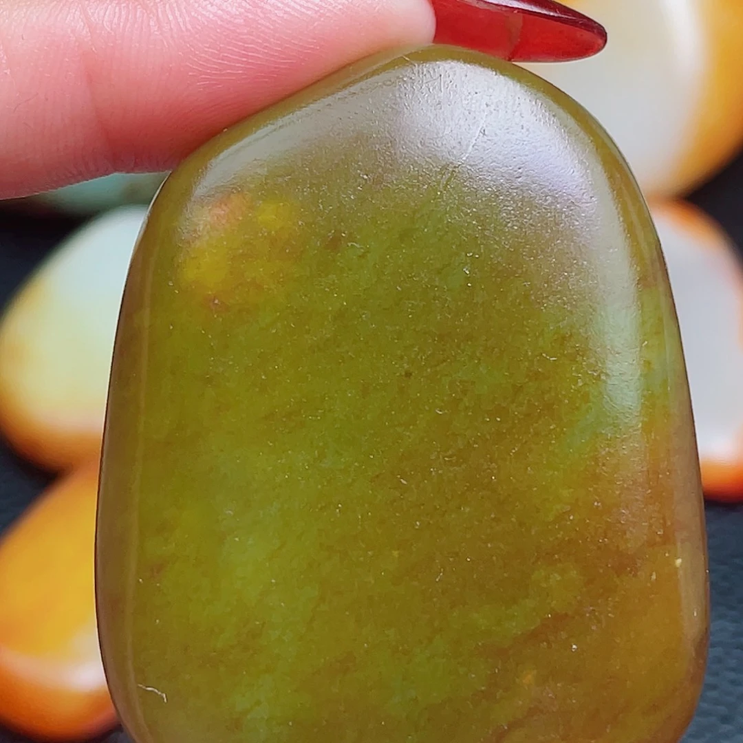 和田玉未镶嵌珠宝奇石