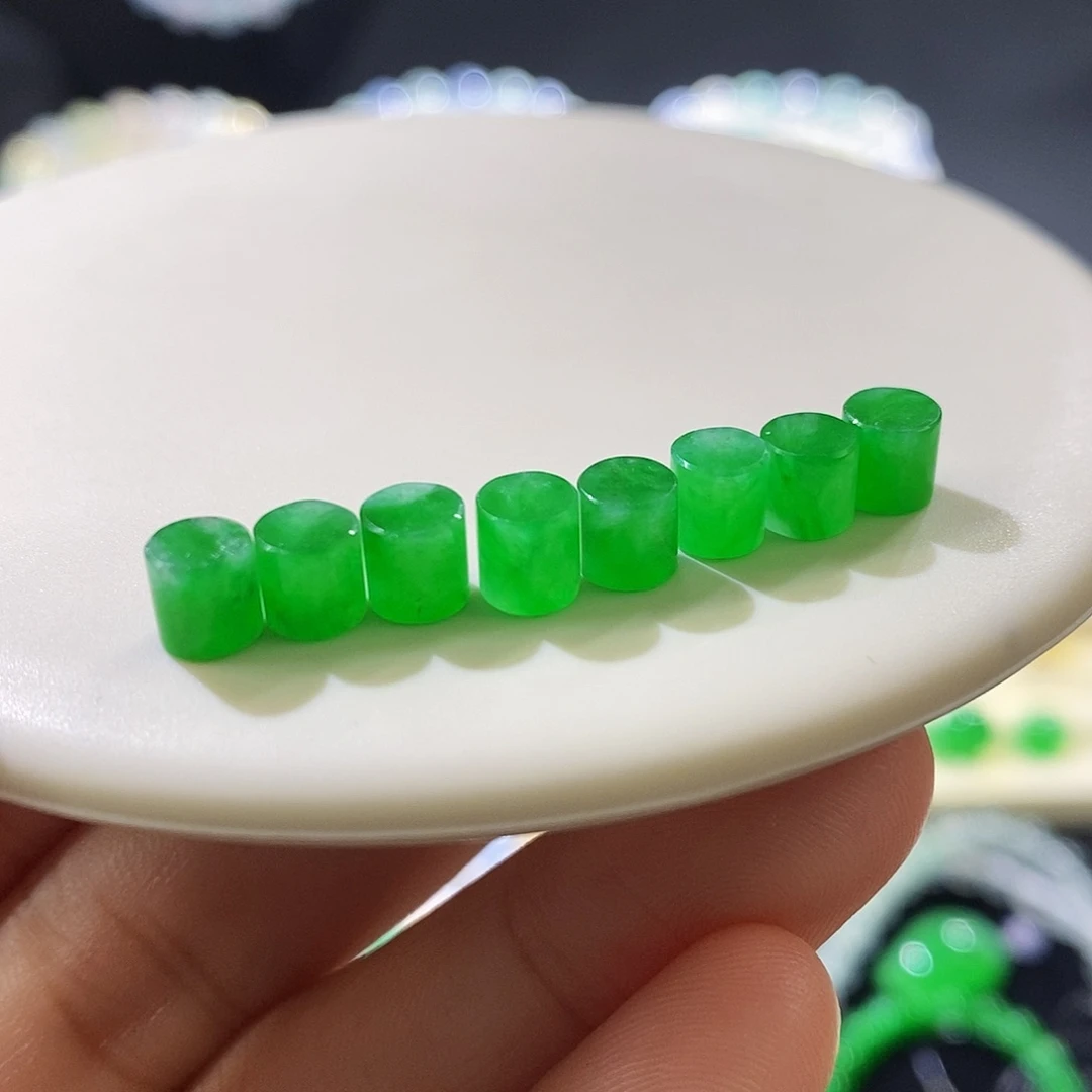 未镶嵌挂件翡翠一组桶珠