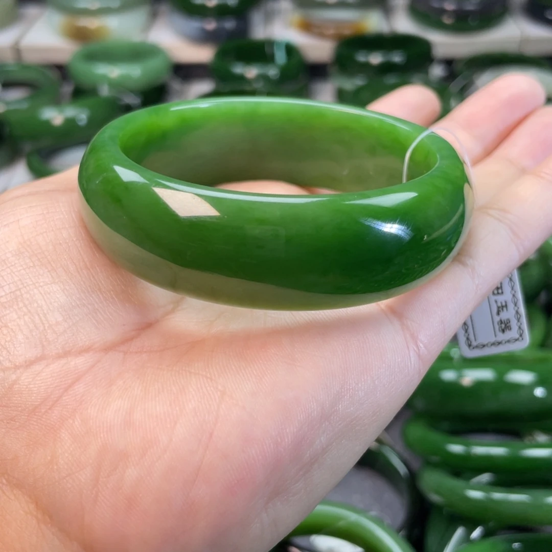 和田玉（碧玉）手镯未镶嵌
