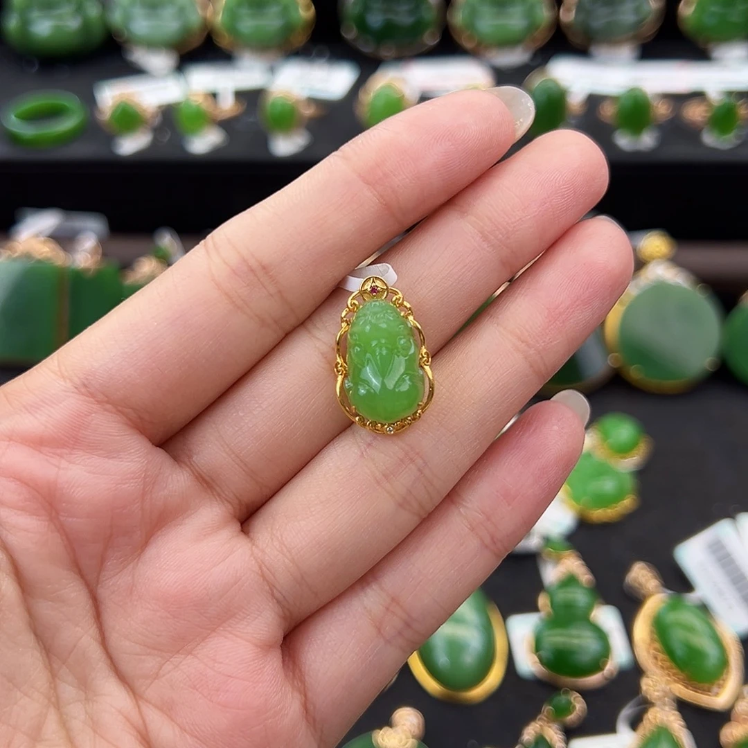 和田玉18K金镶嵌吊坠(不含链)苹果绿貔貅15mm