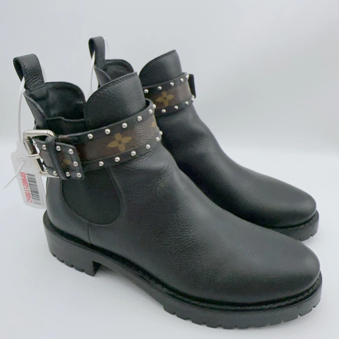 95新 LouisVuitton/路易威登 36.5码/老花绑带重工款短靴/01740