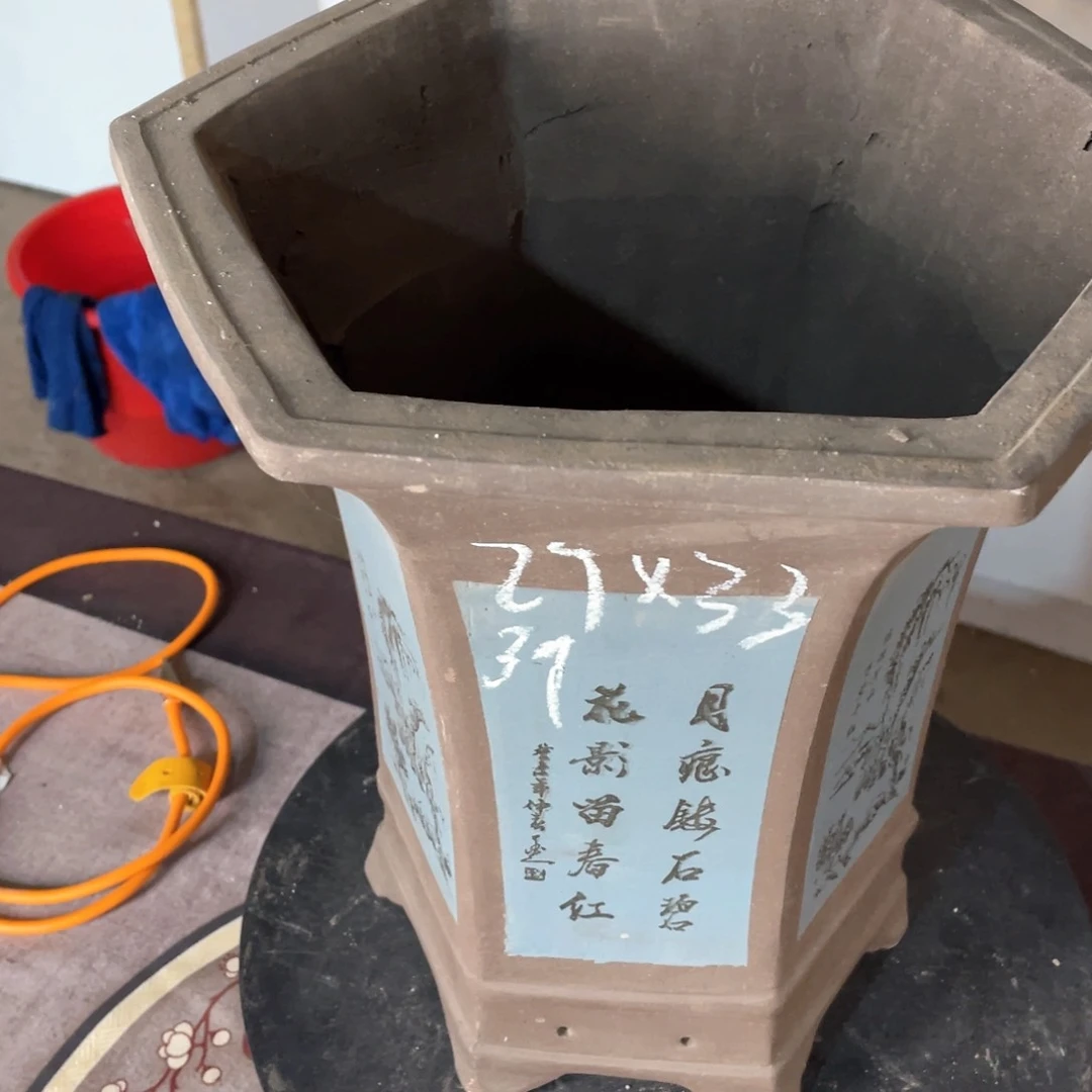 紫砂花盆用****3紫砂花是最美丽动人