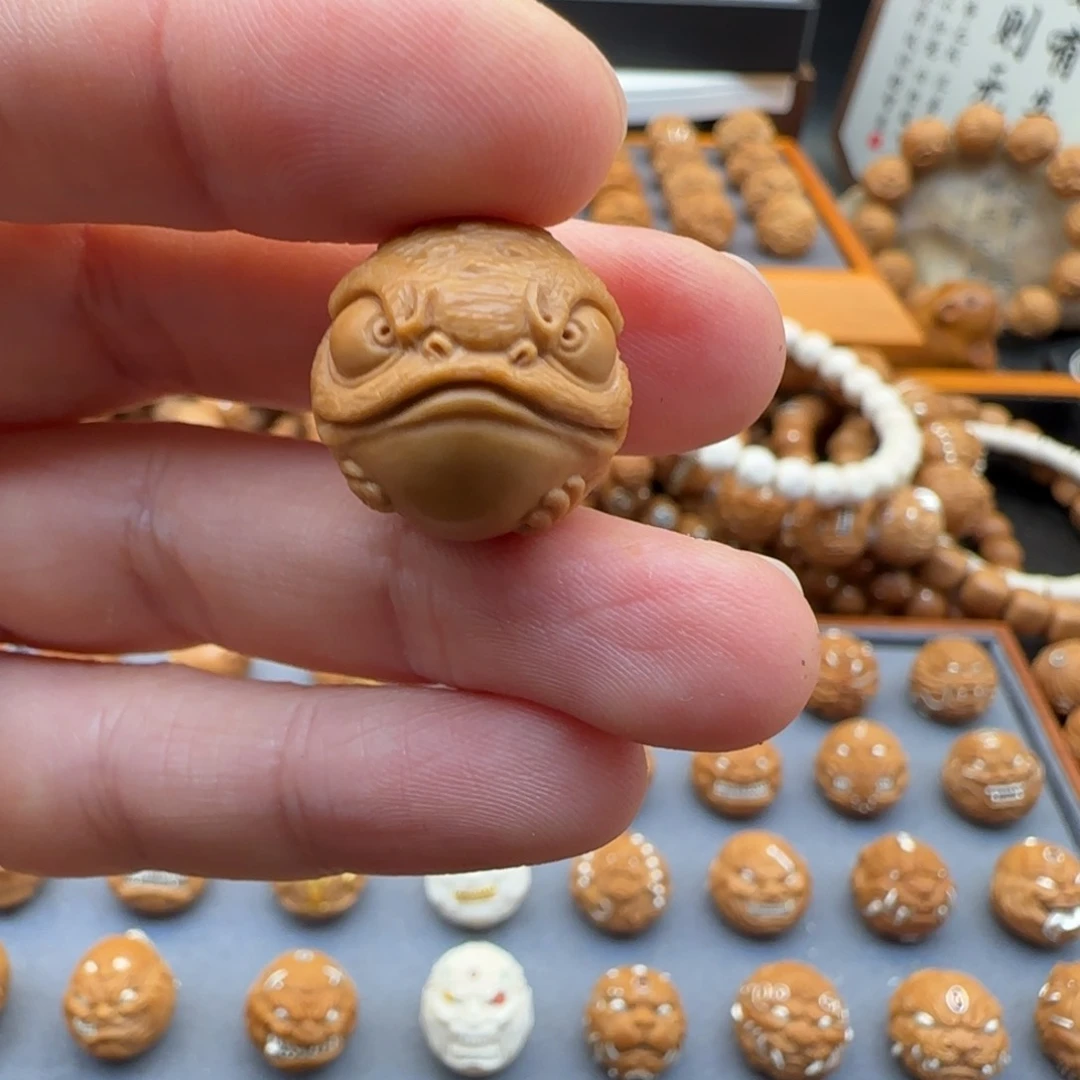 猴头核桃吊坠金蟾手工