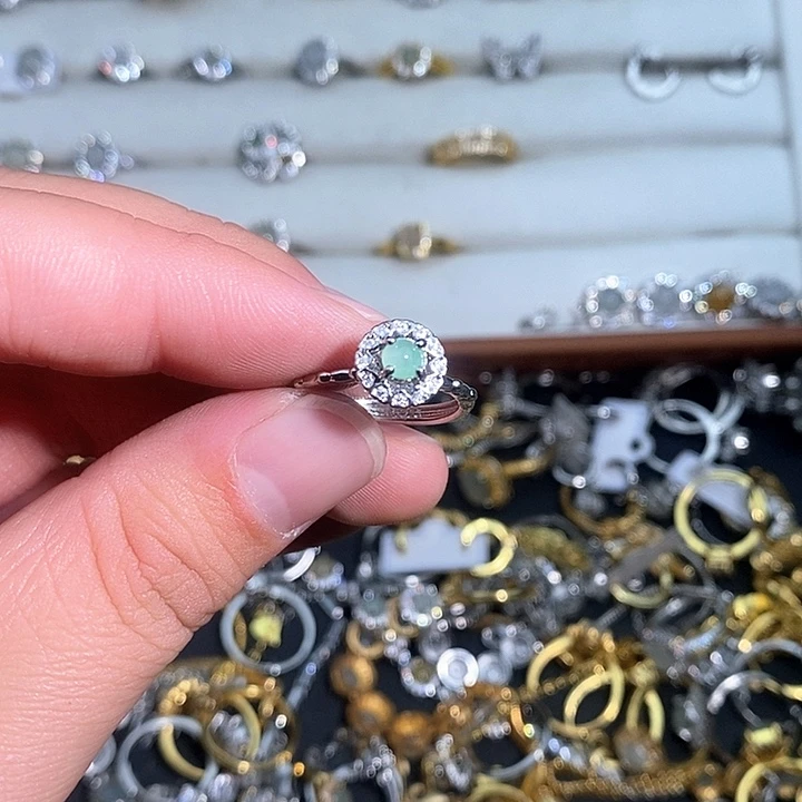 翡翠未镶嵌戒指218