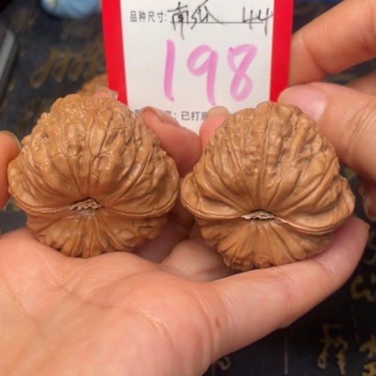 吊坠文玩核桃文玩的好