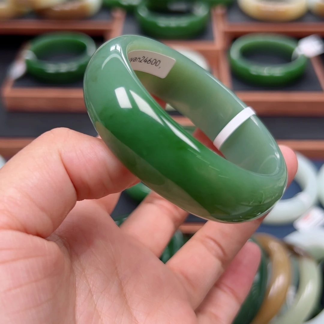 未镶嵌手镯和田玉（碧玉）55