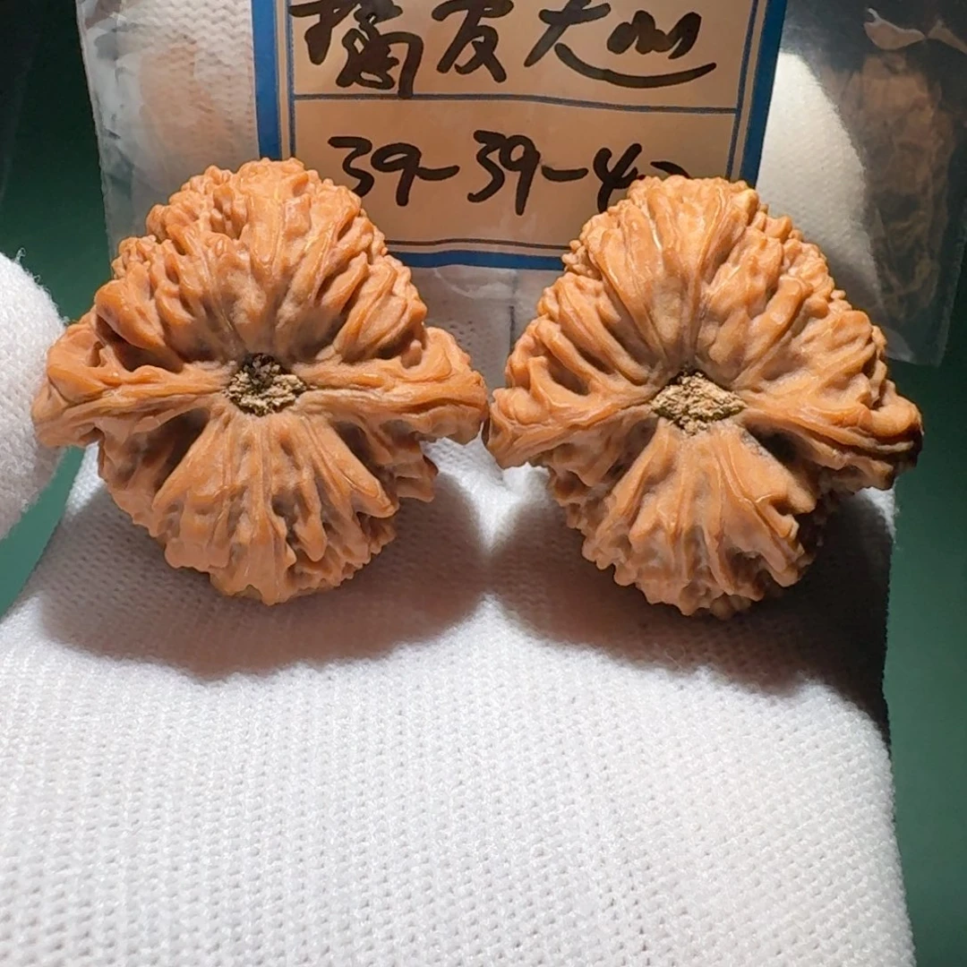 文玩核桃吊坠19号大凹